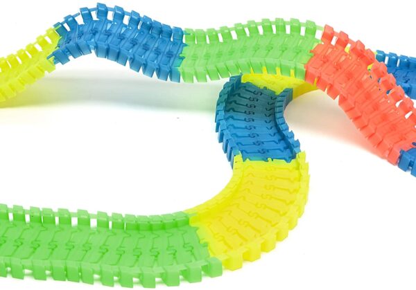 Pista Magic Tracks incluye 360 piezas #19 - Imagen 4